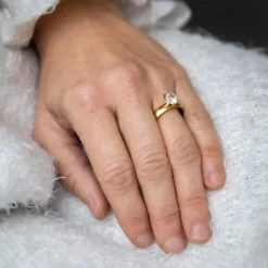 Bague Femme Acier Doré Solitaire DIAMELA