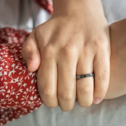 Coffret Bague Femme Trois en Une en Céramique Ornée Zirconium