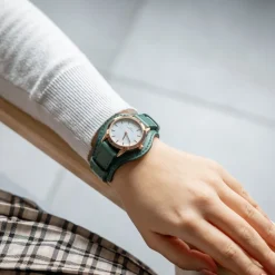 Jolie Montre pour Femme Vert GIORGIO