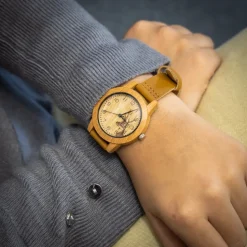Montre Femme Couleur Camel Bois CHTIME