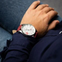 Somptueuse Montre pour Homme Noir CHTIME