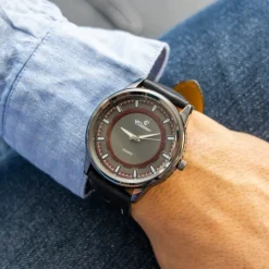 Superbe Montre d'Homme Noir CHTIME