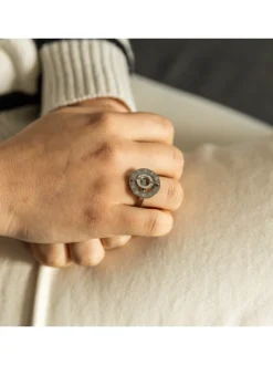 Très Jolie Bague Femme Acier Ornée Zirconium