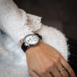 Une Montre Femme Noir M. JOHN