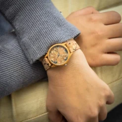 Votre Montre Femme en Liège CHTIME